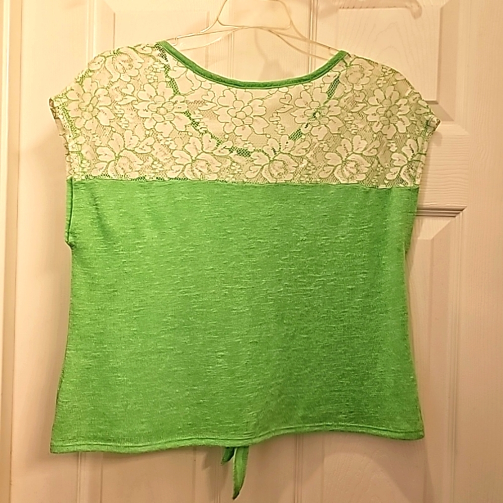 Justice Girl's Lime Green Sleeveless Floral Lace Design Crop Top - Picture 2 of 2